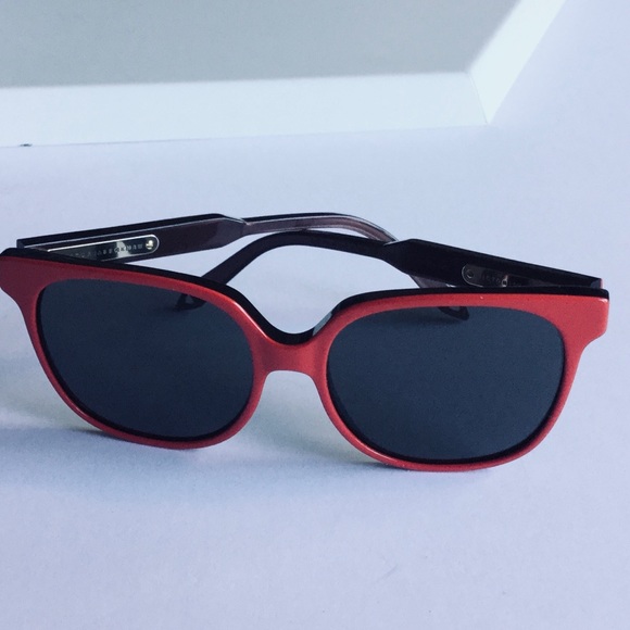 VICTORIA BECKHAM RED REFINED CLASSIC SUNGLASSES - Picture 2 of 8